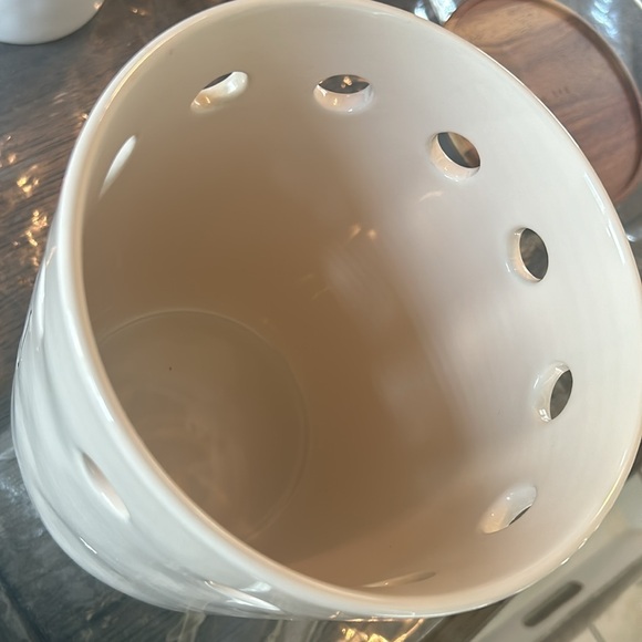 Onion Cellar  Holder by Rae Dunn - Picture 5 of 9